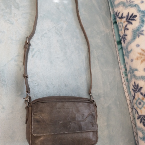 Frye Melissa Camera Crossbody bag. Ice (Gray). - Picture 12 of 12